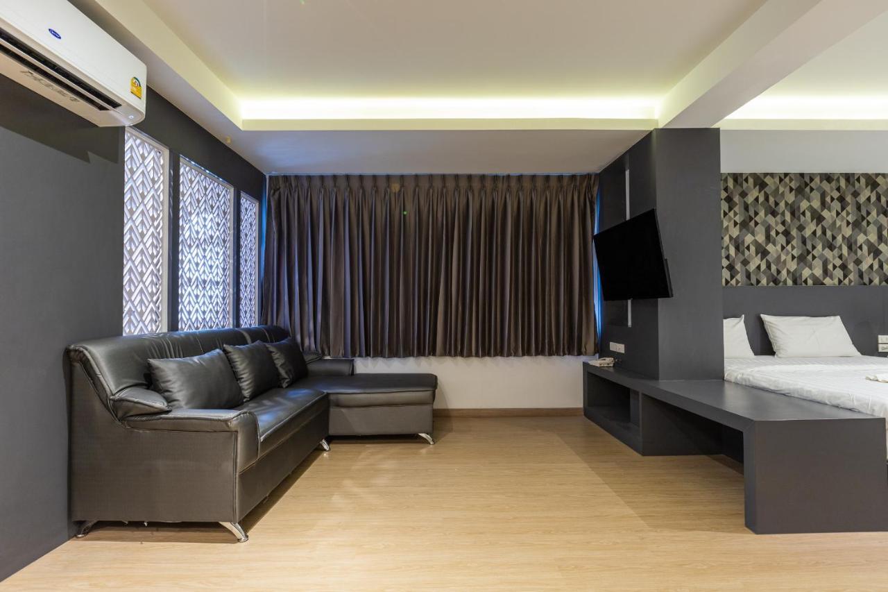 Siam Star Hotel Bangkok Buitenkant foto