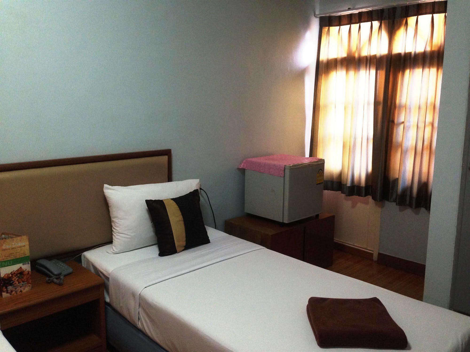 Siam Star Hotel Bangkok Buitenkant foto